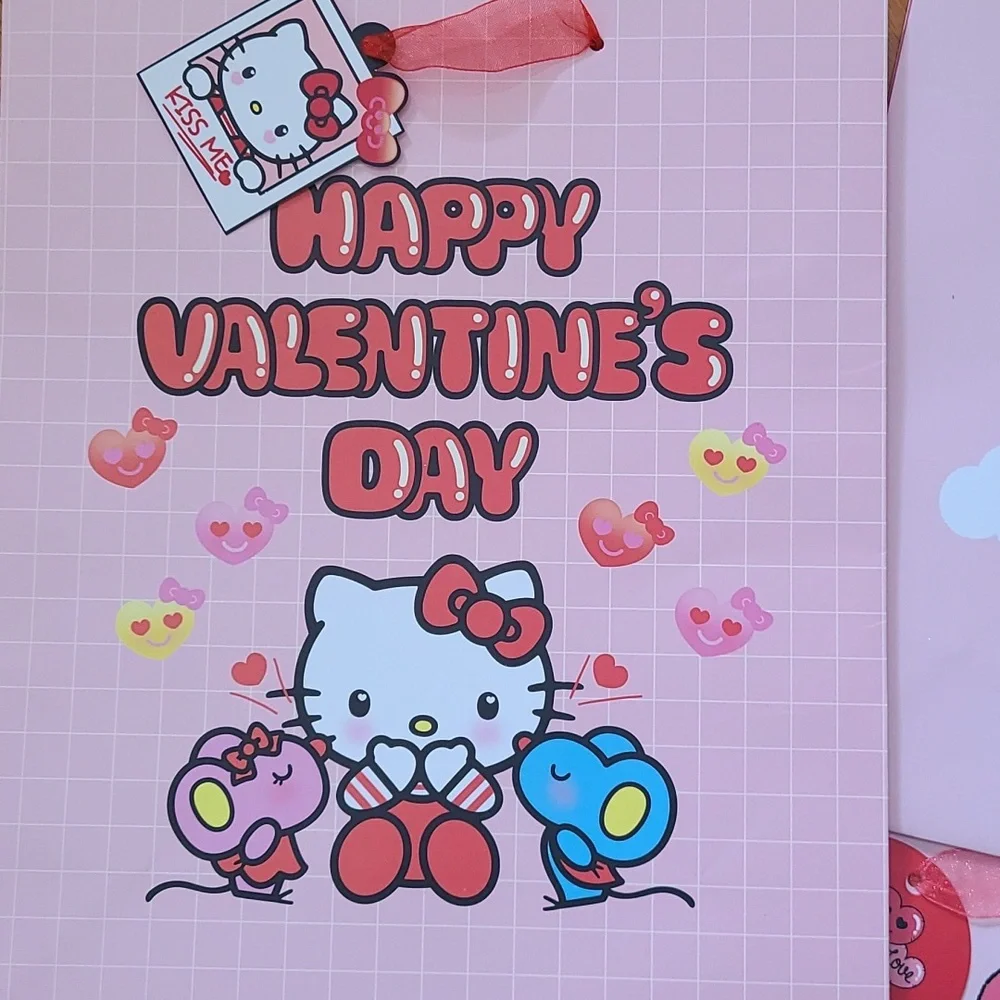 Hello Kitty Valentine's Day Gift Bag Set ❤